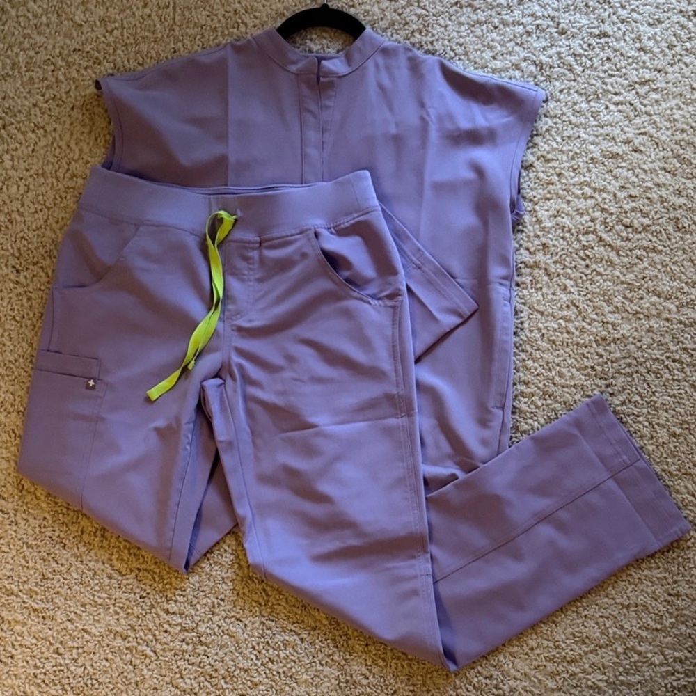 FIGS Scrubs
